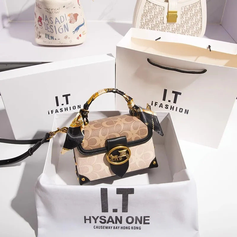 Designer High-End Carriage Crossbody Bag