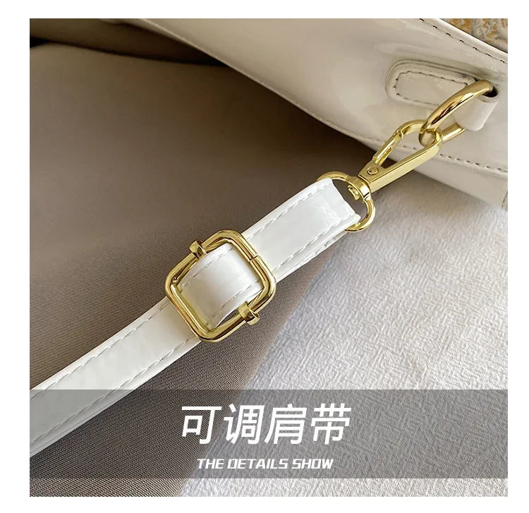 Women's Niche Retro Messenger Bags - European - American Fashion - Style Shoulder Handbags