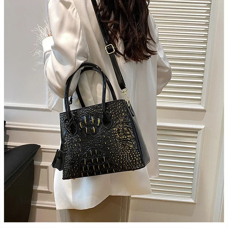 Women's Niche Retro Messenger Bags - European - American Fashion - Style Shoulder Handbags