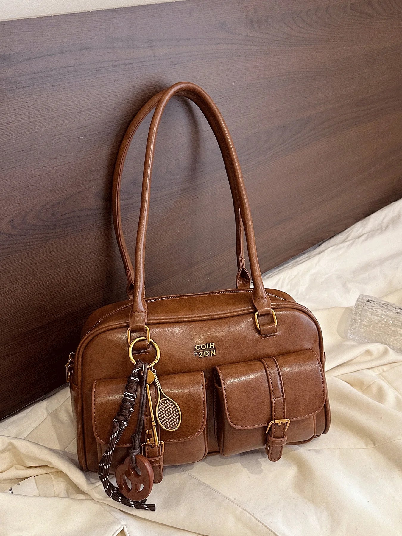 Vintage Brown Tote Bag for Women, Crossbody Shoulder Bag with Metal Buckles & Keychain, Stylish Spacious Daily Purse