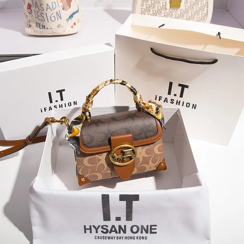 Designer High-End Carriage Crossbody Bag