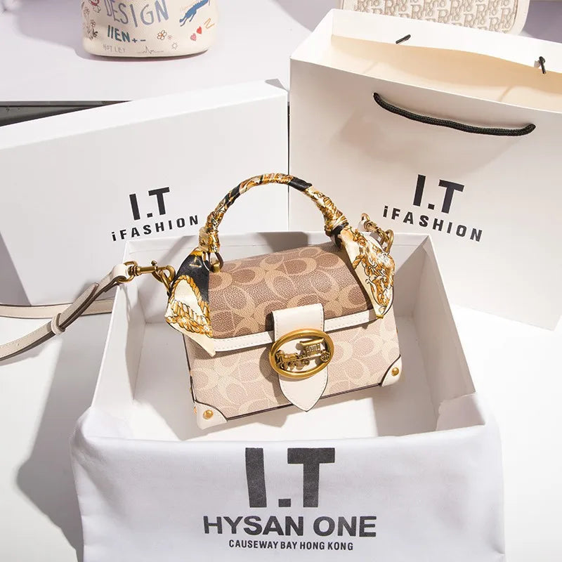 Designer High-End Carriage Crossbody Bag
