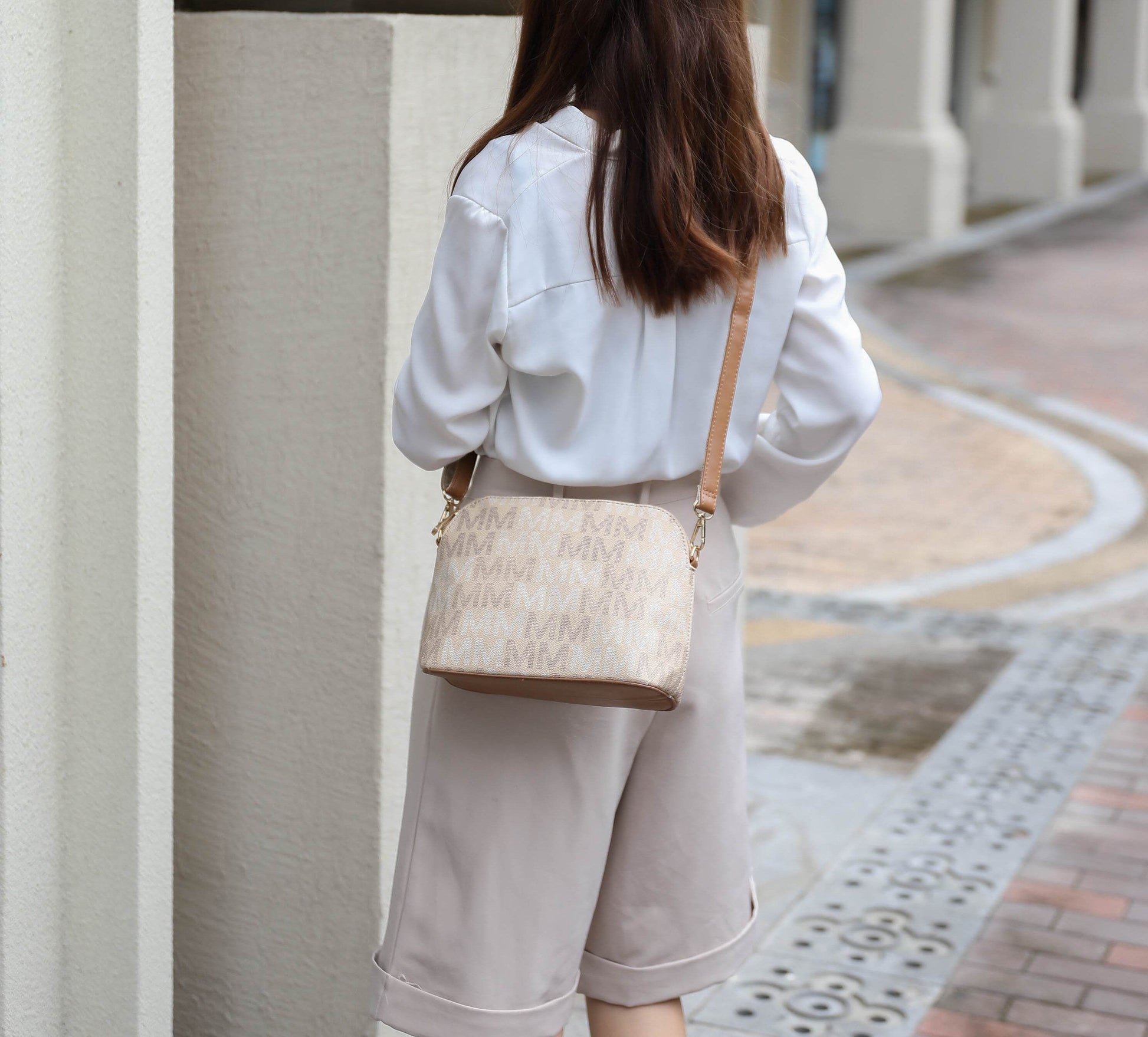 Hattie 3-in-1 Tote Bag M Signature - Dressect