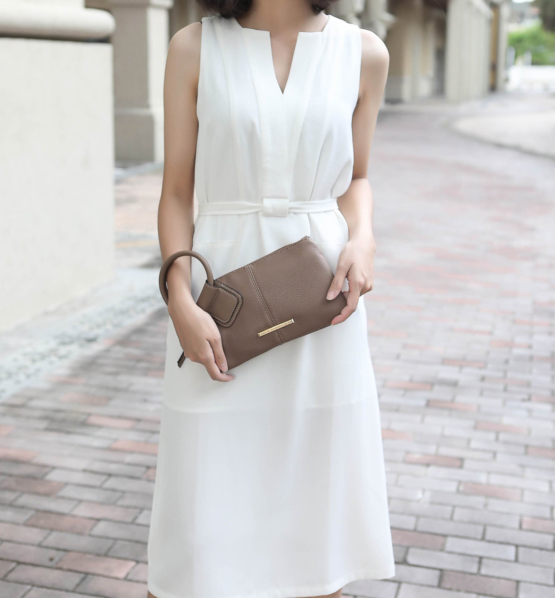 Luna Clutch/Wristlet Women - Dressect